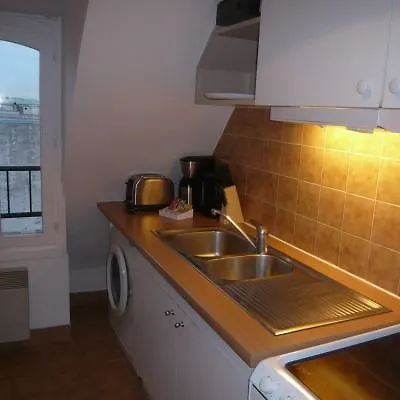 Bridgestreet Opera Serviced Hotel 3*