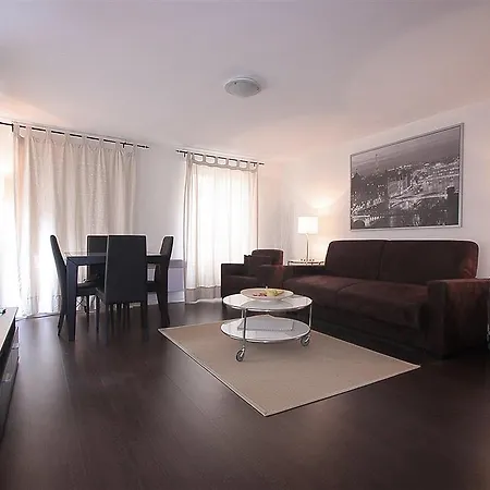 Bridgestreet Opera Serviced 3*