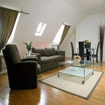 Bridgestreet Opera Serviced Hotel 3*